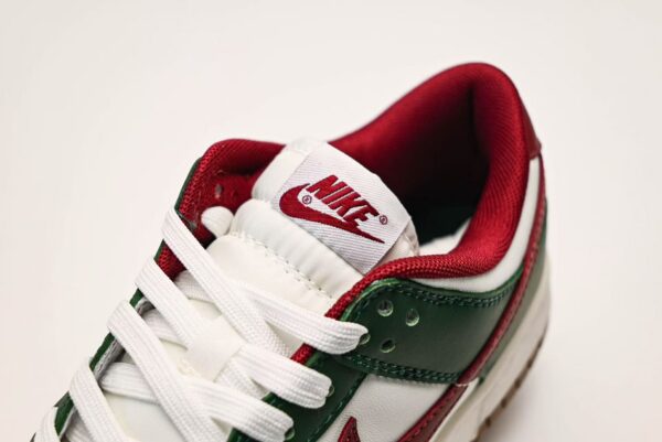 Nike Dunk Low ‘Gorge Green / Team Red’ FB7160-161
