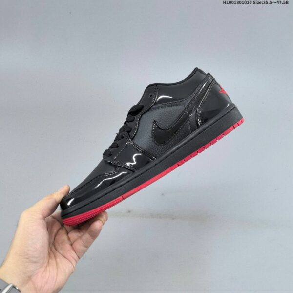 AJ 1 Low ‘Gina’ DD1660-001