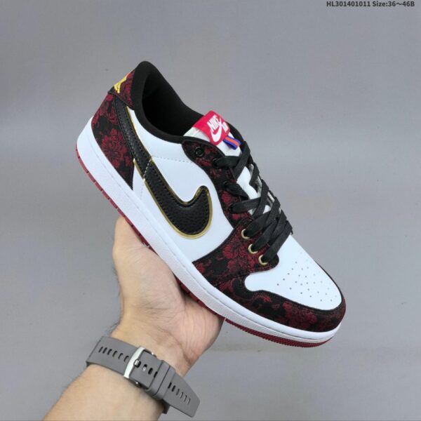 AJ 1 Retro Low OG ‘Last Dance At The Garden’ IR0088-001