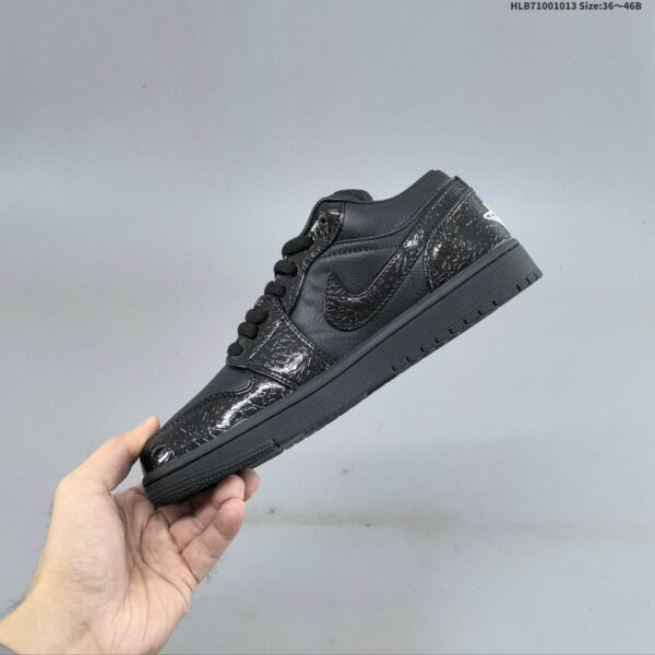 AJ 1 Low SE ‘Black Croc’ HJ7743-010