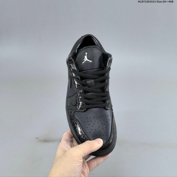 AJ 1 Low SE ‘Black Croc’ HJ7743-010