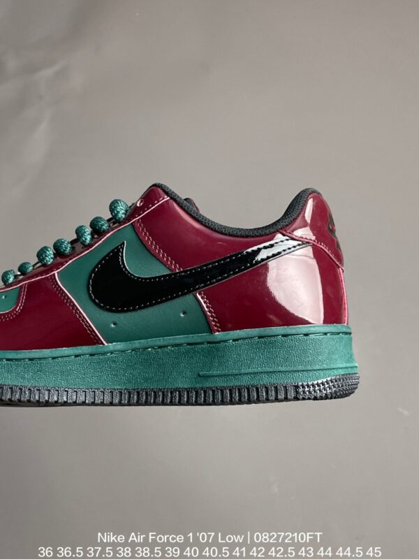 AF1 ’07 LV8 Patent “Beef and Broccoli” IX4088-352