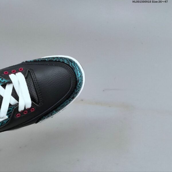AJ 3 ‘Moto’ FV5437-001 AJ 3 ‘Moto’ FV5437-001