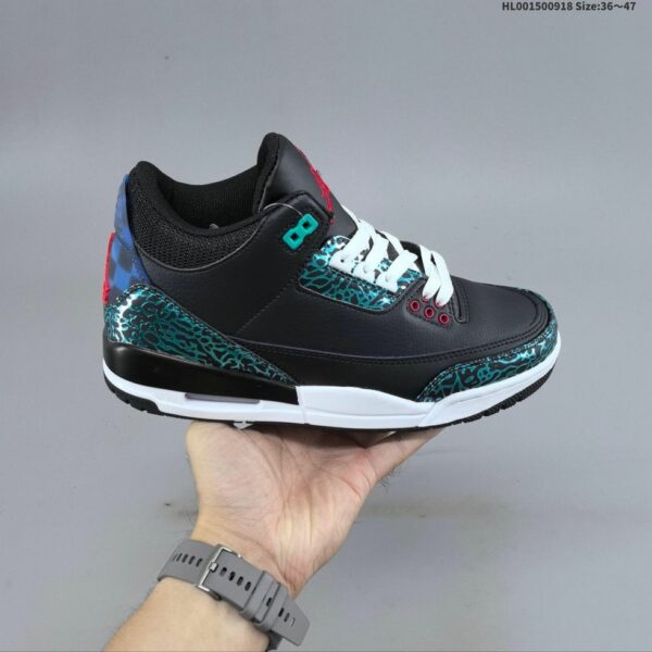AJ 3 ‘Moto’ FV5437-001 AJ 3 ‘Moto’ FV5437-001
