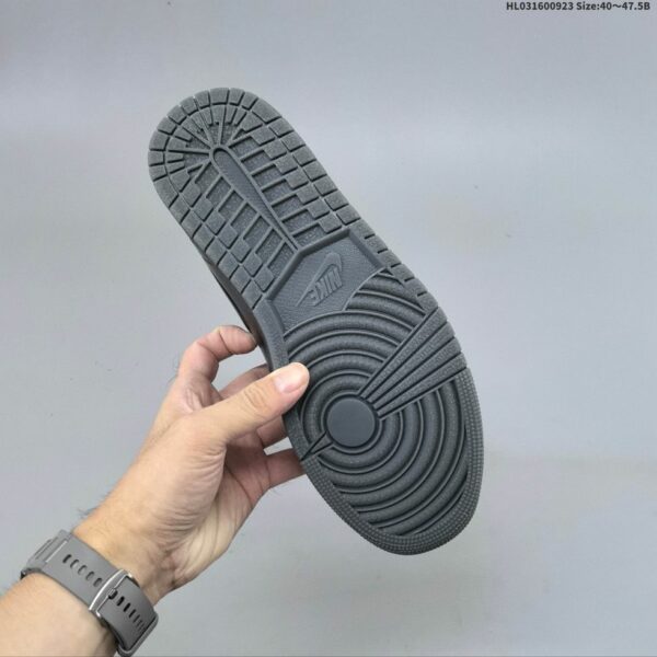 AJ 1 Anodized ‘Black’ 414823-002