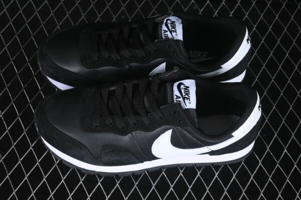 Nike Air Pegasus 83 ‘Black White’ DH8229-001
