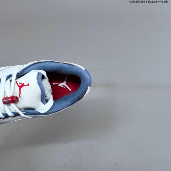 AJ Sixty Plus Low ‘True Blue’ IH2047-102