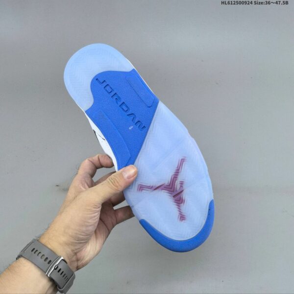 AJ Sixty Plus Low ‘True Blue’ IH2047-102