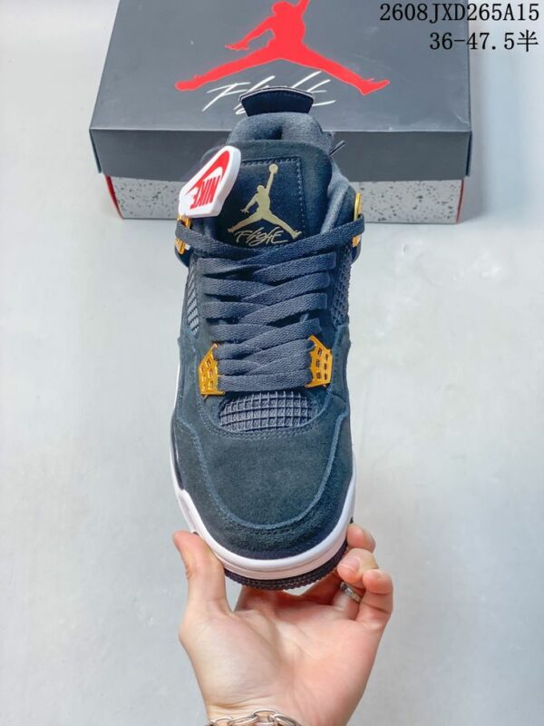 AJ 4 Retro ‘Royalty’ 308497-032