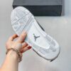 AJ 4 Retro ‘Pure Platinum’ FZ8585-070